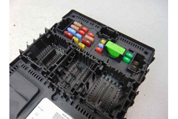 JU5T-15604-MCE  CAJA RELES / FUSIBLES FORD KA+ (CDU) Ultimate 2019 JU5T-15604-MCE 178096 FORD - 4