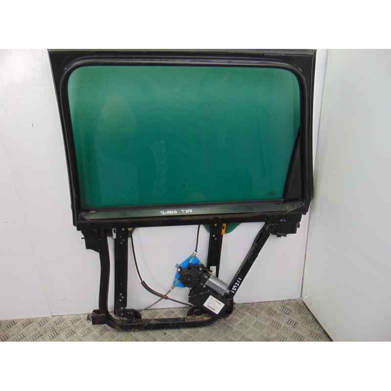 7L0959704C ELEVALUNAS TRASERO DERECHO VOLKSWAGEN TOUAREG (7LA) TDI V6 2004 7L0959704C 189211 VOLKSWAGEN - 7