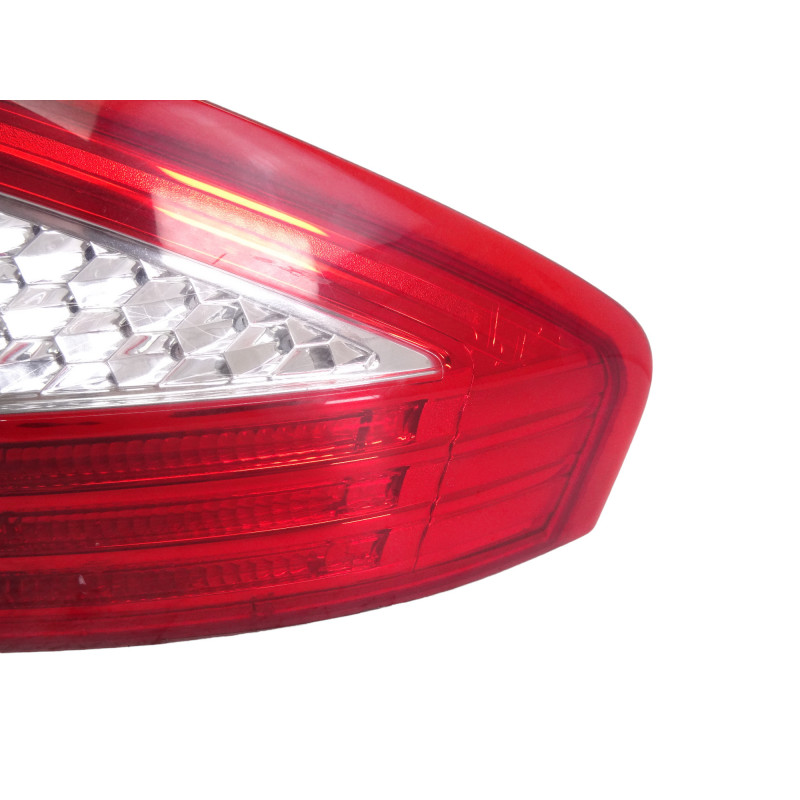 PILOTO TRASERO DERECHO FORD MONDEO BERLINA (CA2)