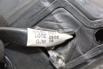 NEGRO  RETROVISOR DERECHO FORD FOCUS BERLINA (CAP) Trend 2005 NEGRO 213443 FORD - 1