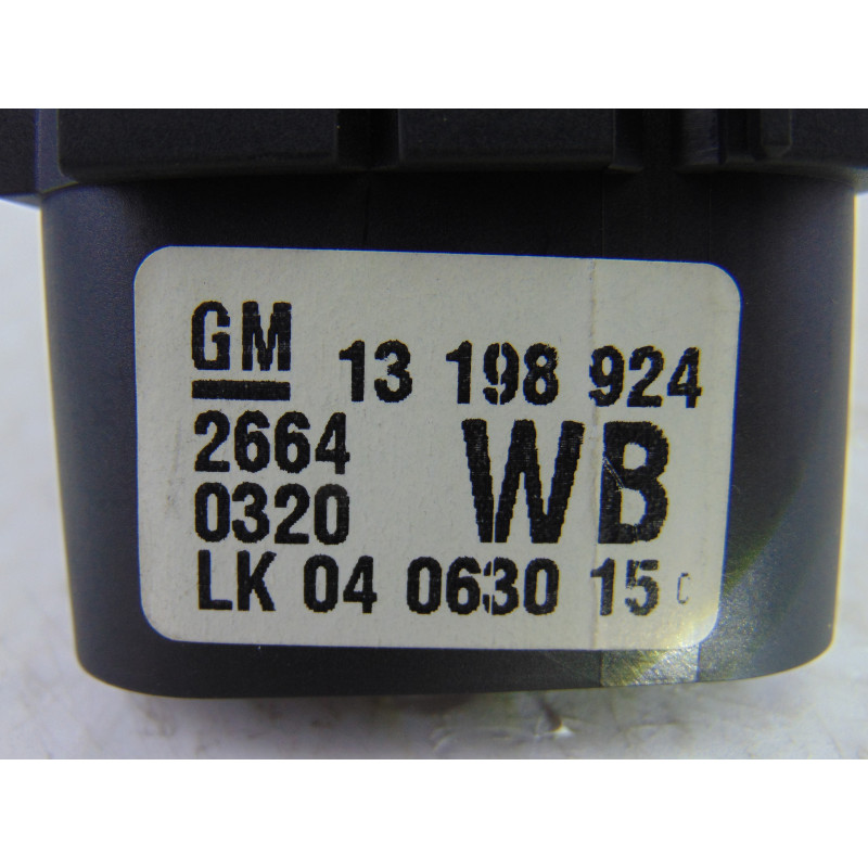 13198924  MANDO LUCES OPEL ASTRA H CARAVAN Cosmo 2005 13198924 202619 OPEL - 2