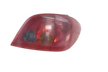 PILOTO TRASERO DERECHO PEUGEOT 307 (S1)(04.2001)
