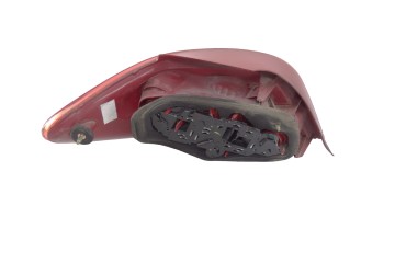 PILOTO TRASERO DERECHO PEUGEOT 307 (S1)(04.2001)