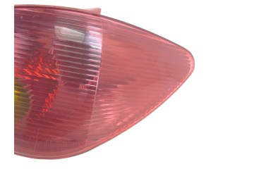 PILOTO TRASERO DERECHO PEUGEOT 307 (S1)(04.2001)