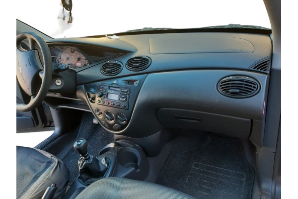 FORD FOCUS BERLINA (CAK) Ambiente