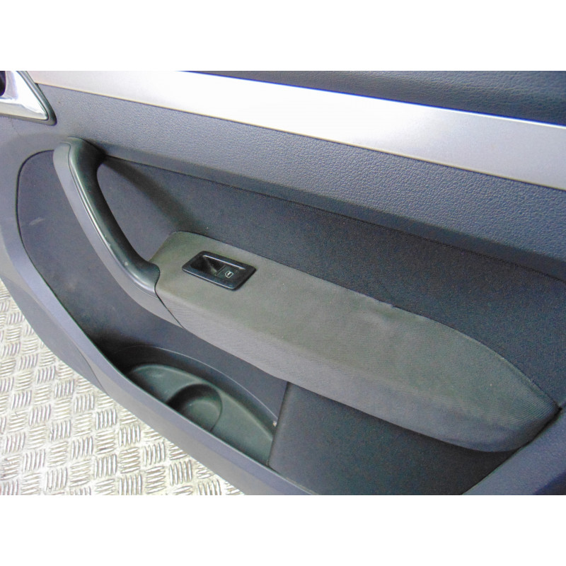  JUEGO ASIENTOS COMPLETO VOLKSWAGEN TOURAN (1T2) Advance 2008 204600 VOLKSWAGEN - 44