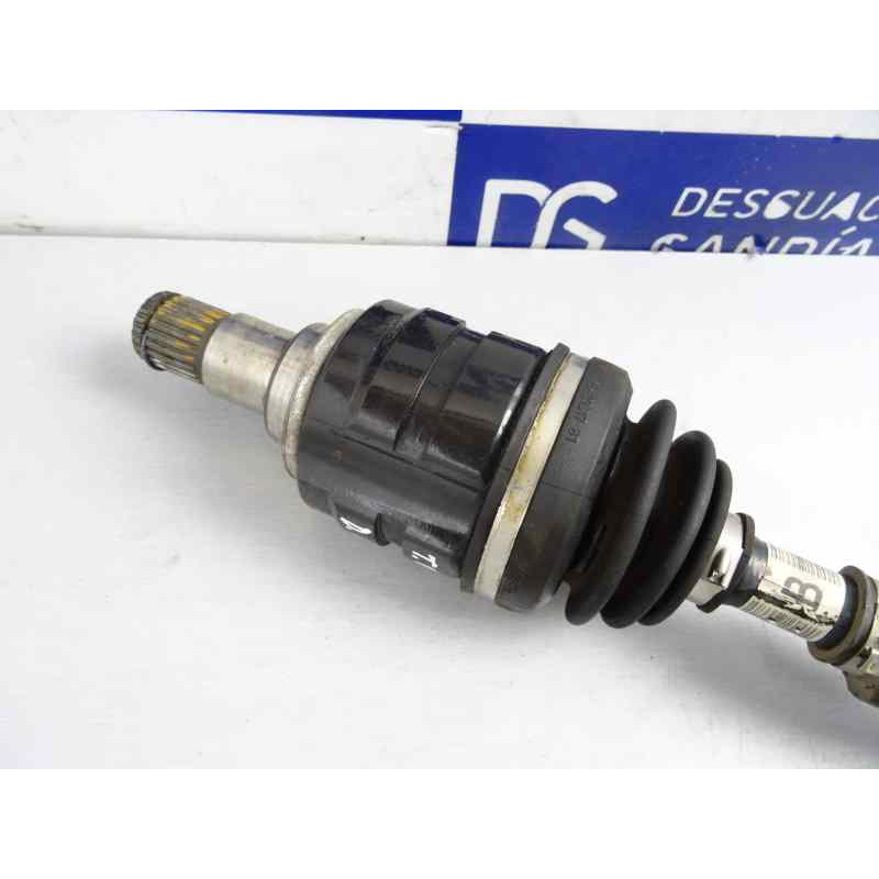 TRANSMISION DELANTERA IZQUIERDA TOYOTA COROLLA VERSO (R1)