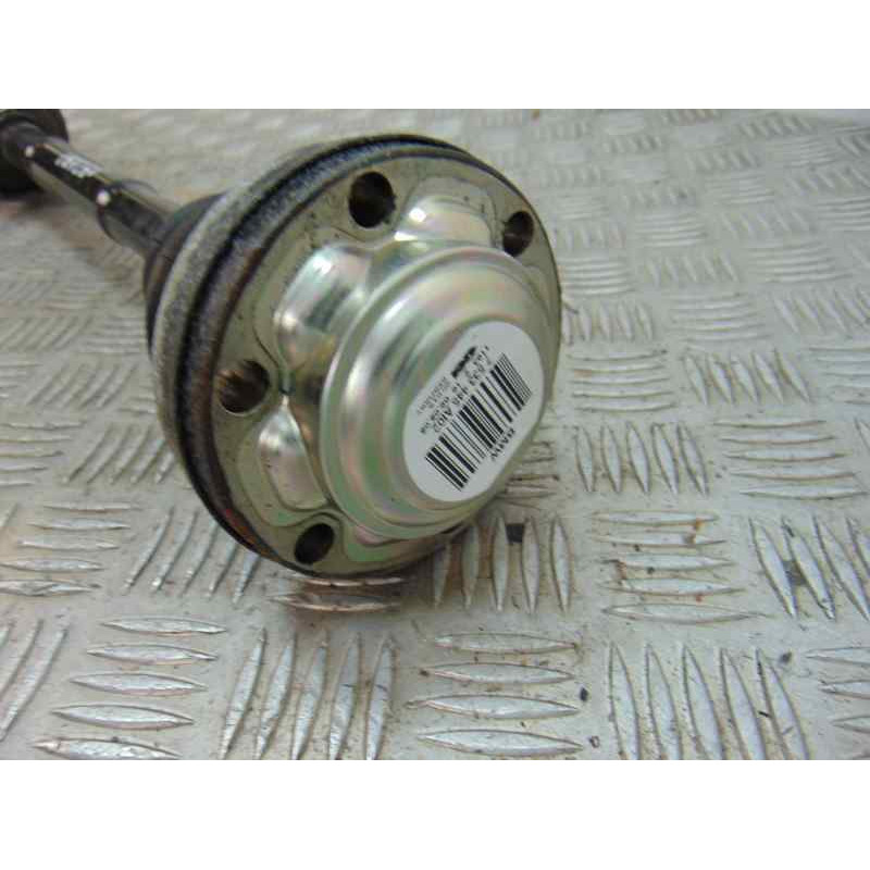 7533445 TRANSMISION TRASERA IZQUIERDA BMW SERIE 1 BERLINA (E81/E87) 118d 2008 7533445 187280 BMW - 1