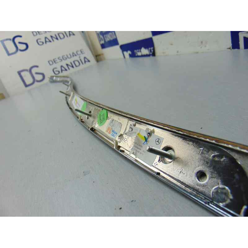 A2116800871 MOLDURA MERCEDES-BENZ CLASE E (BM 211) FAMILIAR 280 T CDI 4-Matic (211.284) 2006 A2116800871 183281 MERCEDES-BENZ - 