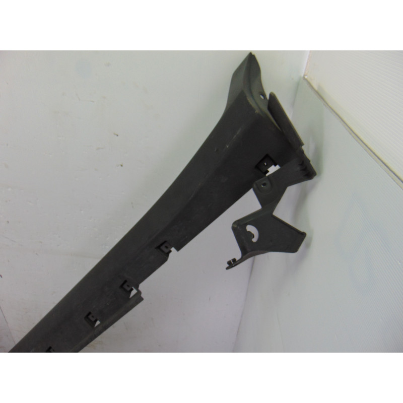 CN15-N10155-EA FALDON LATERAL FORD ECOSPORT (CR6)