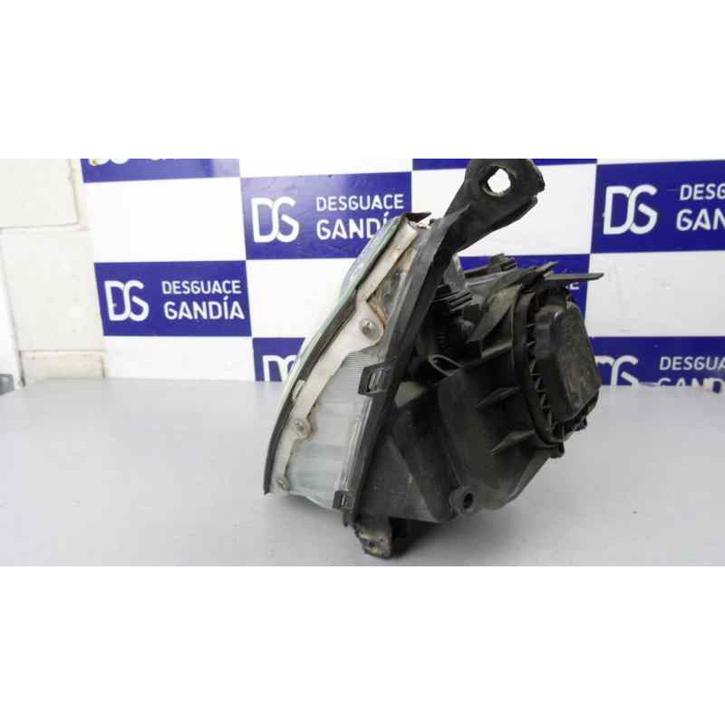 FARO IZQUIERDO FORD FOCUS BERLINA (CAK)