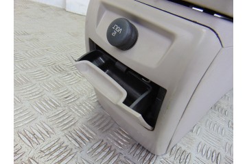 30755349 APOYABRAZOS CENTRAL VOLVO S40 BERLINA 1.6 D Kinetic 2006 30755349 195762 VOLVO - 5