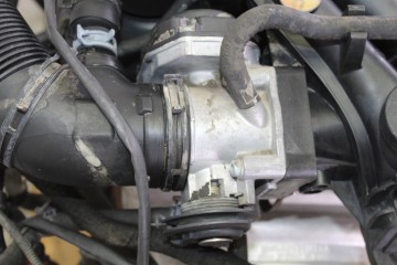 AKL MOTOR COMPLETO SKODA OCTAVIA BERLINA (1U2) 1.6 GLX (74kW) 1998 AKL 211825 SKODA - 5