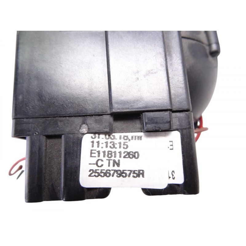 255679575R MANDO LUCES DACIA SANDERO II Basis 2018 255679575R 212968 DACIA - 2