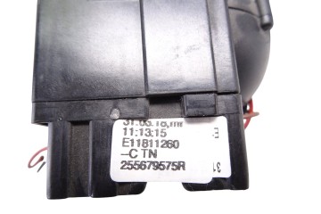 255679575R MANDO LUCES DACIA SANDERO II Basis 2018 255679575R 212968 DACIA - 2