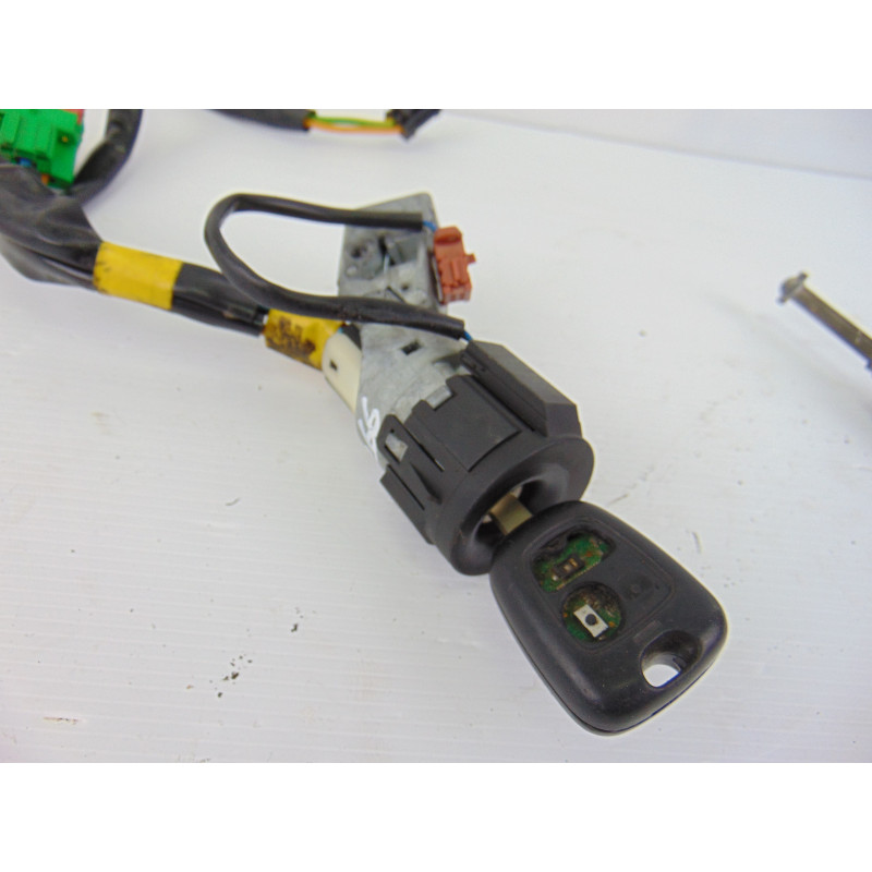  ANTIRROBO / LLAVE CONTACTO CITROEN C3 1.1 Furio 2005 189266 CITROEN - 8