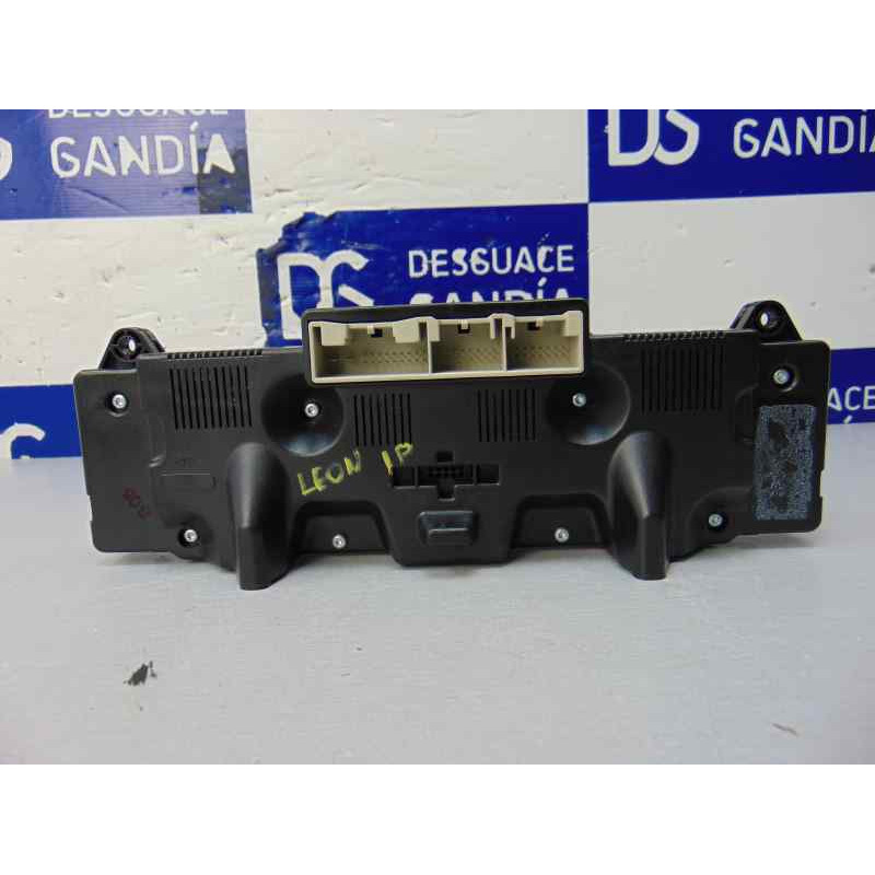 1P0907044 MANDO CLIMATIZADOR SEAT LEON (1P1) Comfort Limited 1P0907044 185109 SEAT - 1