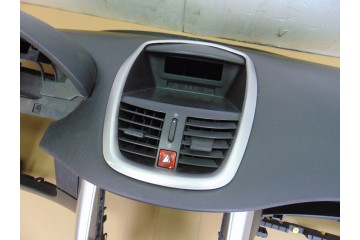 SALPICADERO PEUGEOT 207