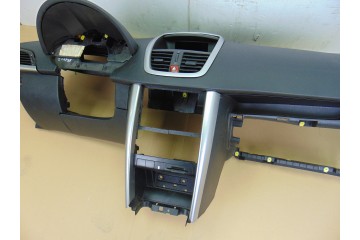 SALPICADERO PEUGEOT 207