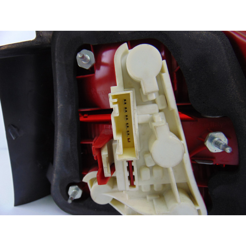 6937457 PILOTO TRASERO IZQUIERDO BMW SERIE 3 BERLINA (E90)