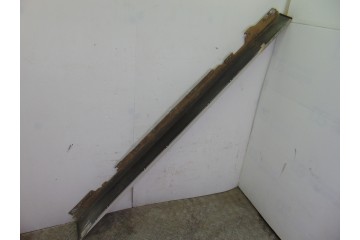 BLANCA FALDON LATERAL BMW SERIE 3 FAMILIAR (F31) 330d BLANCA 198902 BMW - 1