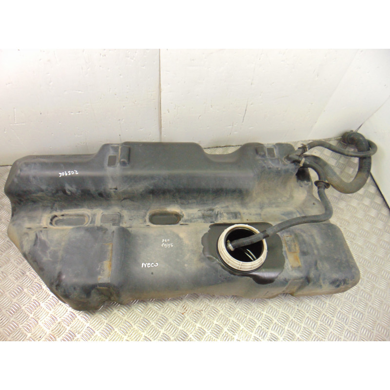 504148706  DEPOSITO COMBUSTIBLE IVECO DAILY FURGÓN Caja cerrada gran espacio 35C... batalla 3950 2008 504148706 205906 IVECO - 3