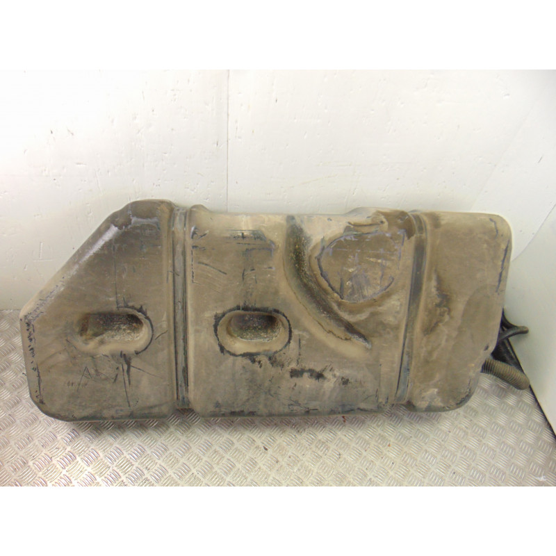 504148706  DEPOSITO COMBUSTIBLE IVECO DAILY FURGÓN Caja cerrada gran espacio 35C... batalla 3950 2008 504148706 205906 IVECO - 4