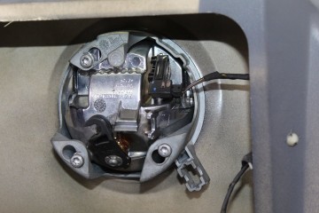 GRIS TAPA MALETERO BMW SERIE 6 COUPE (E63) 635d 2008 GRIS 213862 BMW - 1