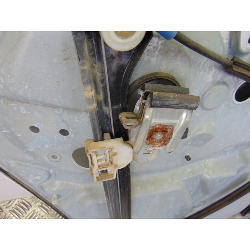 ELEVALUNAS DELANTERO DERECHO VOLKSWAGEN PASSAT BERLINA (3B3)