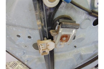  ELEVALUNAS DELANTERO DERECHO VOLKSWAGEN PASSAT BERLINA (3B3) Advance 2003 197202 VOLKSWAGEN - 3