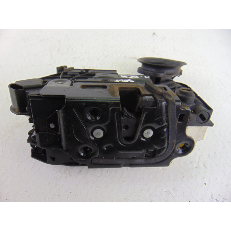 5K4839016H  CERRADURA PUERTA TRASERA DERECHA VOLKSWAGEN GOLF VI (5K1)(10.2008) Rabbit BlueMotion 2010 5K4839016H 204359 VOLKSWAG