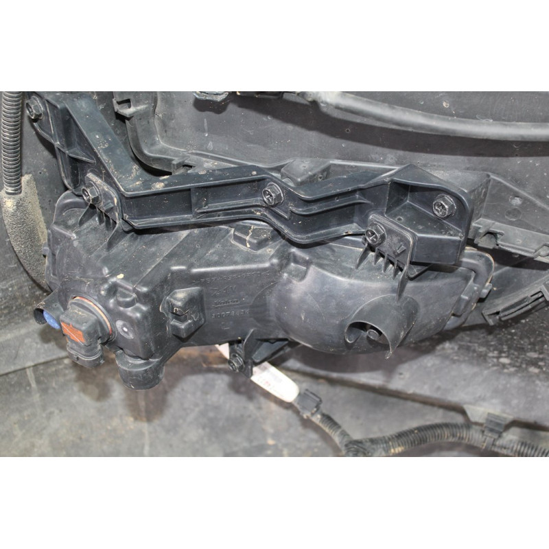 NEGRO PARAGOLPES DELANTERO NISSAN X-TRAIL (T32)