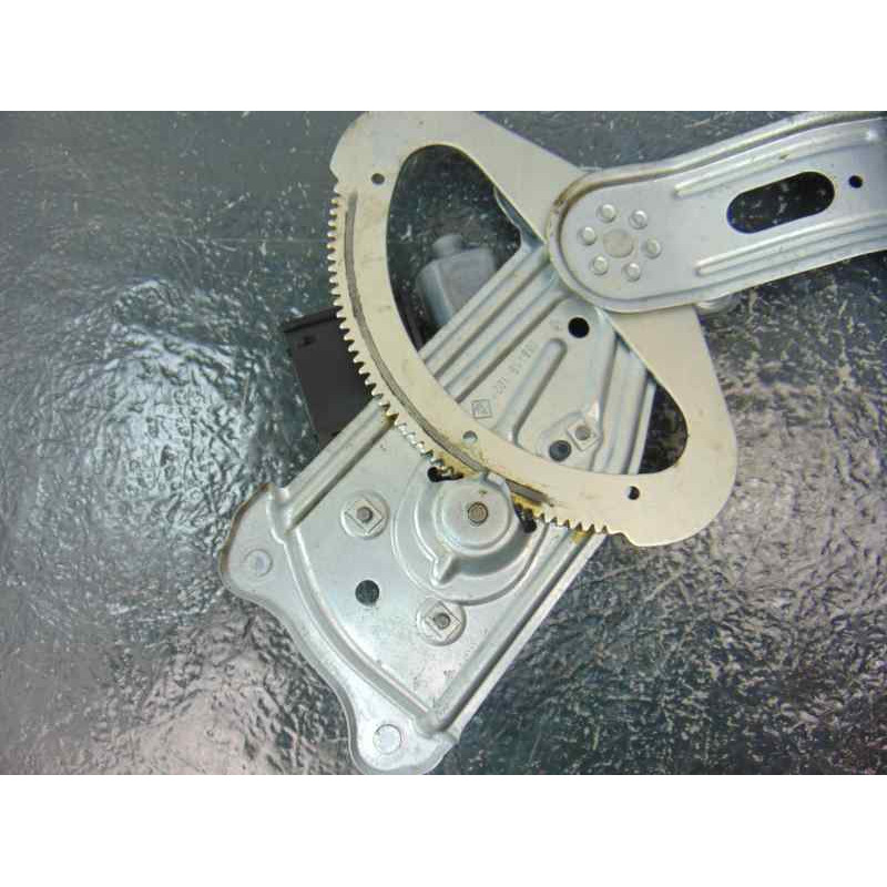 827303178R   ELEVALUNAS TRASERO DERECHO RENAULT SCENIC III (JZ) Dynamique 2011 827303178R 180264 RENAULT - 5