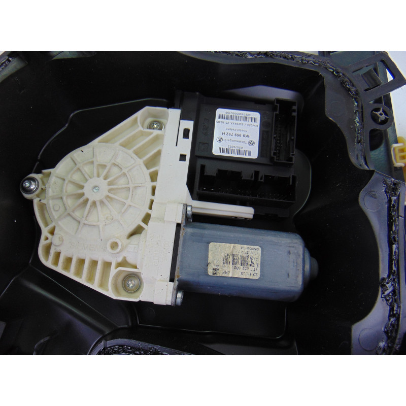 1K0959792H ELEVALUNAS DELANTERO DERECHO SEAT LEON (1P1) Reference 2006 1K0959792H 201958 SEAT - 4