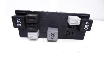 3C0937049AJ CAJA RELES / FUSIBLES SEAT LEON (1P1) Comfort Limited 2007 3C0937049AJ 209904 SEAT - 2