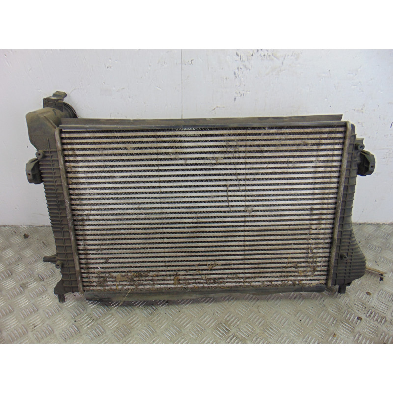 INTERCOOLER VOLKSWAGEN TOURAN (1T2)