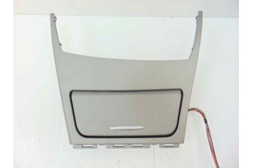 7078571 CENICERO BMW SERIE 1 BERLINA (E81/E87) 118d 2008 7078571 187315 BMW - 1