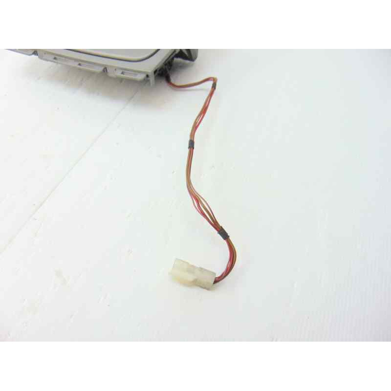 7078571 CENICERO BMW SERIE 1 BERLINA (E81/E87) 118d 2008 7078571 187315 BMW - 1