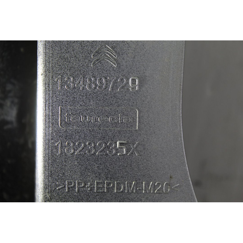 GRIS PARAGOLPES TRASERO CITROEN C3 AIRCROSS Feel 2019 GRIS 213931 CITROEN - 3