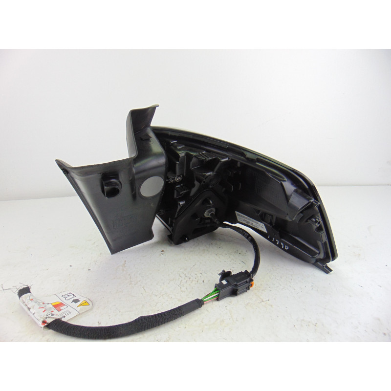 9836231680 PILOTO TRASERO IZQUIERDO PEUGEOT 5008