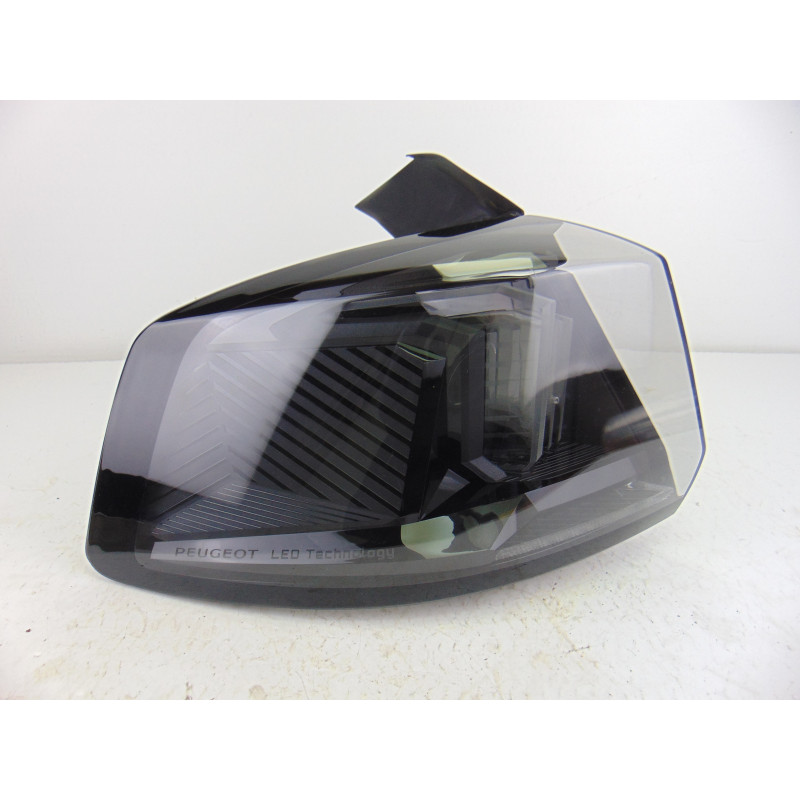 9836231680 PILOTO TRASERO IZQUIERDO PEUGEOT 5008