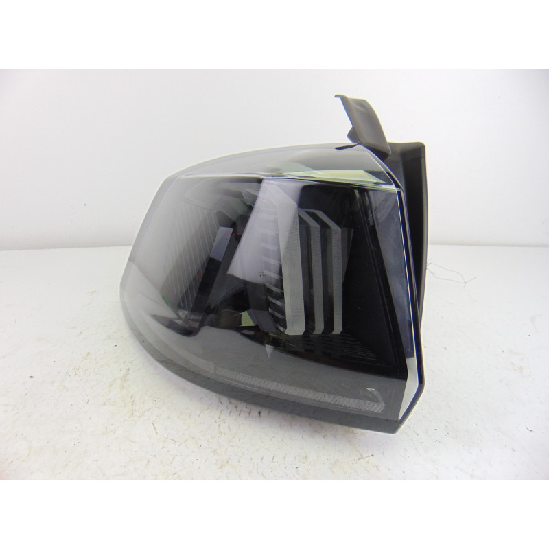 9836231680 PILOTO TRASERO IZQUIERDO PEUGEOT 5008