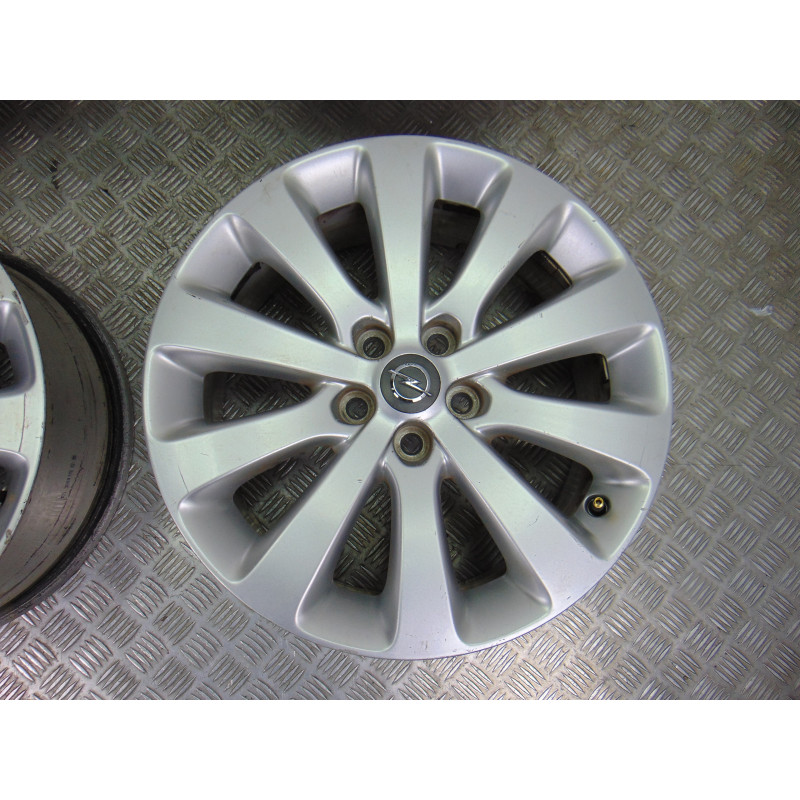 R17 JUEGO LLANTAS OPEL ASTRA J BERLINA 5P Enjoy 2010 R17 203940 OPEL - 1