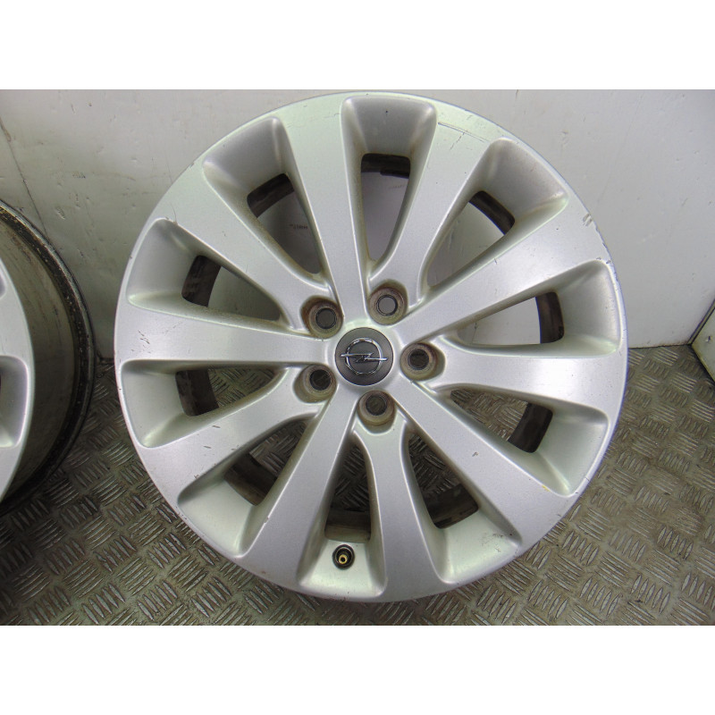 R17 JUEGO LLANTAS OPEL ASTRA J BERLINA 5P Enjoy 2010 R17 203940 OPEL - 5