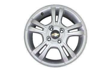 R15 JUEGO LLANTAS CHEVROLET AVEO BERLINA LT 2010 R15 212179 CHEVROLET - 6