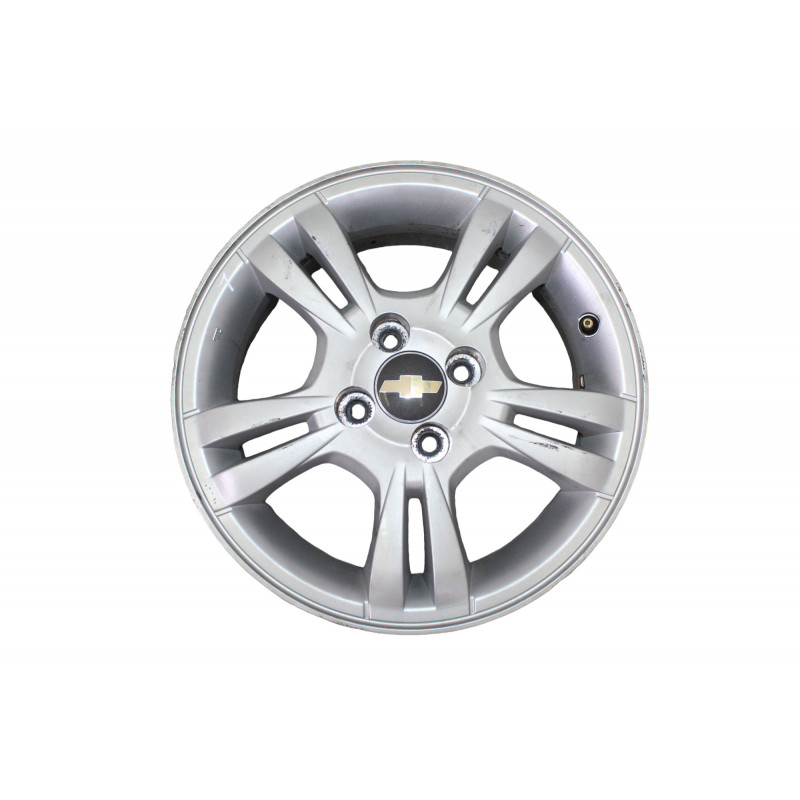 R15 JUEGO LLANTAS CHEVROLET AVEO BERLINA LT 2010 R15 212179 CHEVROLET - 11