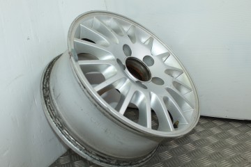 R16 LLANTA SSANGYONG RODIUS Xdi Limited AWD 2006 R16 206055 SSANGYONG - 2