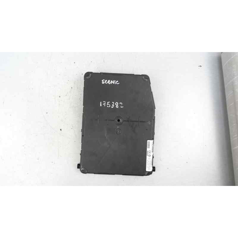 8200309690  MODULO ELECTRONICO RENAULT SCENIC II (JM) Authentique 2004 8200309690 175382 RENAULT - 2