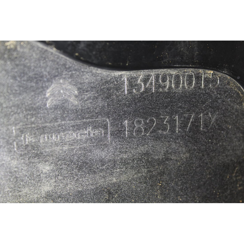 GRIS PARAGOLPES DELANTERO CITROEN C3 AIRCROSS Feel 2019 GRIS 213911 CITROEN - 1