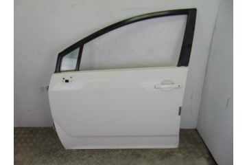 BLANCA PUERTA DELANTERA IZQUIERDA TOYOTA COROLLA VERSO (R1) 2.2 D-4D Luna 2008 BLANCA 199310 TOYOTA - 1